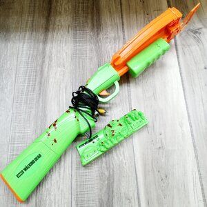 Jakks Pacific The Walking Dead TV Plug Play Gun Crossbow Game w/ Sensor Bar